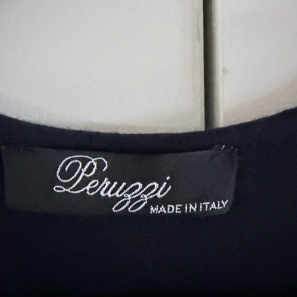 Peruzzi dress - Picture 2 of 9
